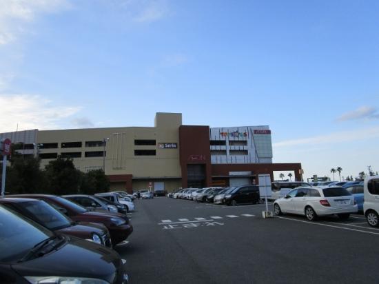 イオンモール香椎浜